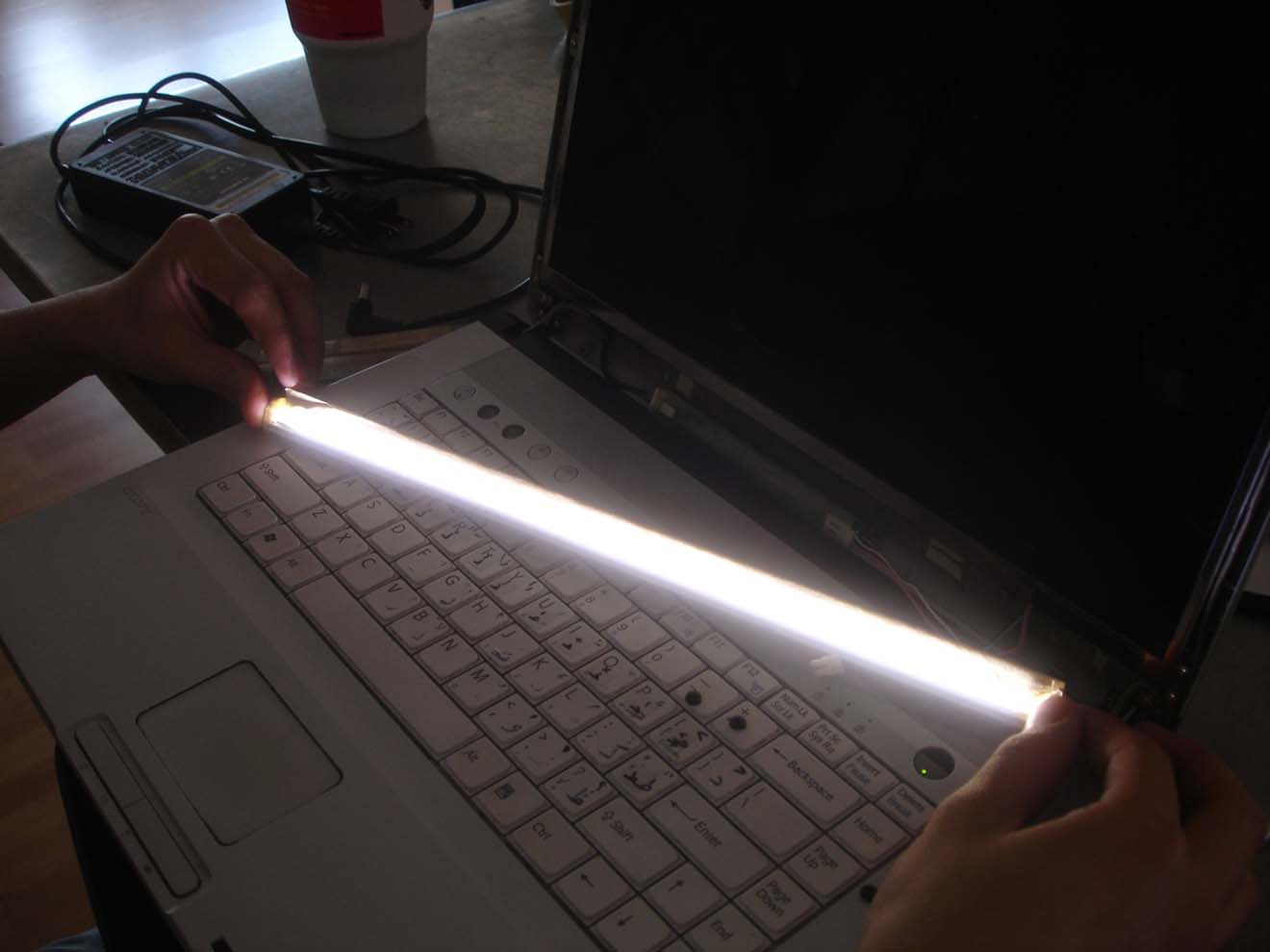 Ремонт подсветки экрана ноутбука